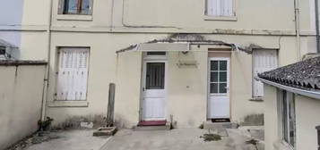 Maison 1 étage à vendre, 6 pièces, 3 chambres, 94 m²
