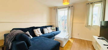 3 bedroom flat to rent