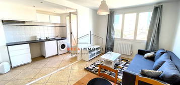 Appartement  à louer, 3 pièces, 2 chambres, 55 m²