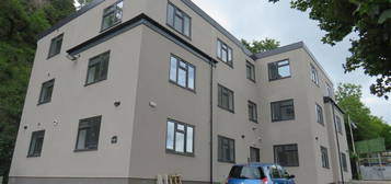 2 bed flat to rent