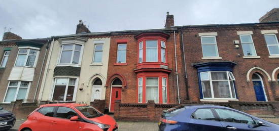 4 bedroom terraced house for sale