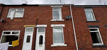 2 bed terraced house to rent