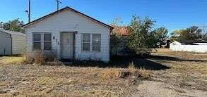 816 Main St, Sunray, TX 79086