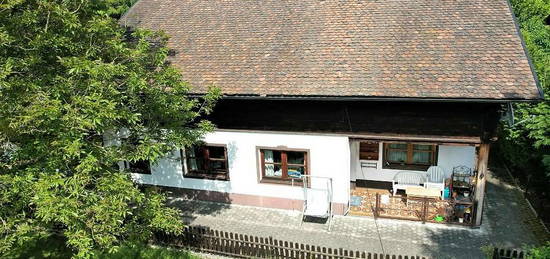 Einfamilienbungalow im Landhaus Stil mit großzügigen Garten