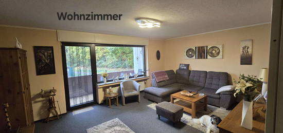 Schöne 2,5-Zimmer-Wohnung mit Balkon in Kraienbruch 42, 45357 Essen
Tel. 015206606669