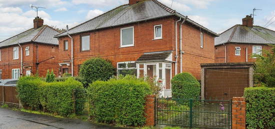 3 bed semi-detached house for sale