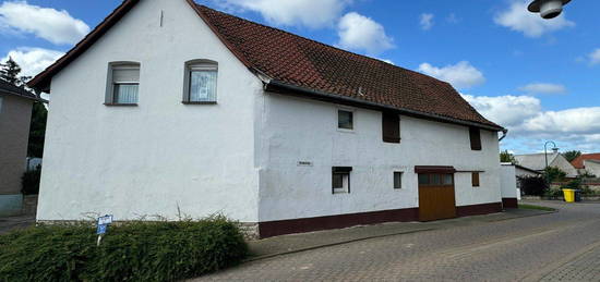 Einfamilienhaus, ehemalig Bauernhof in Hedersleben zu vermieten!