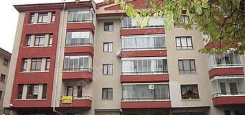 ÇANKAYA ÖVEÇLER MAHALLESİ 1335.CADDE'DE SATILIK 3+1 DAİRE