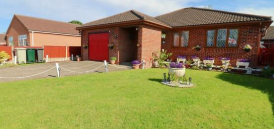 3 bedroom detached bungalow for sale