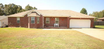 115 Teresa Dr, Jonesboro, AR 72417