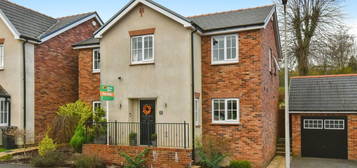 4 bed detached house for sale