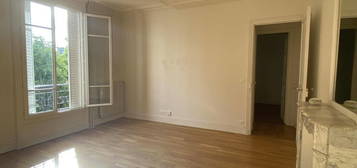 Appartement  à louer, 3 pièces, 2 chambres, 54 m²