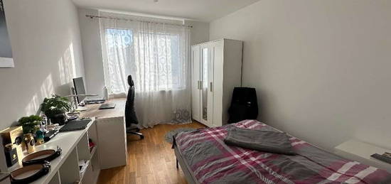 WG Zimmer in moderner 3 Zimmer Wohnung ( Zwischenmiete 01.01.25 - 30.05.2025)