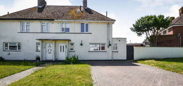 3 bed semi-detached house to rent