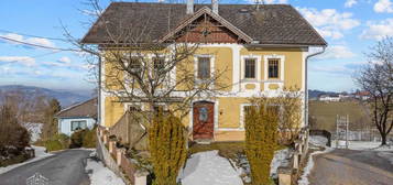 Großzügiges Mehrfamilienhaus mit drei Wohneinheiten in Kirchberg ob der Donau - Ideal für Großfamilien oder Investoren