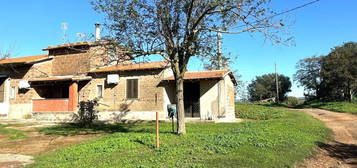 Casale/cascina in vendita in via Camorelle