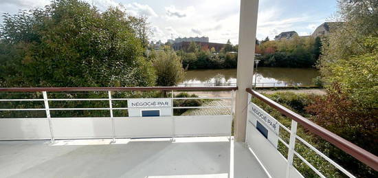 Très bel appartement bords de rivière Vélodrome-St-Hélier