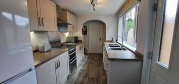 4 bedroom terraced house