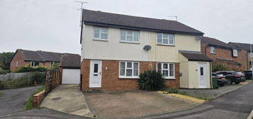 3 bedroom semi-detached house to rent