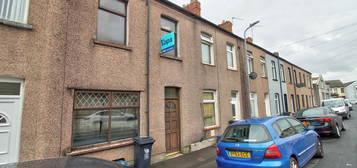 2 bed terraced house for sale