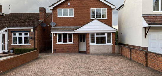 4 bedroom detached house