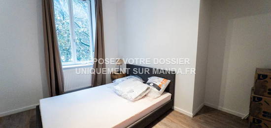 Location appartement 4 pièces 9 m²