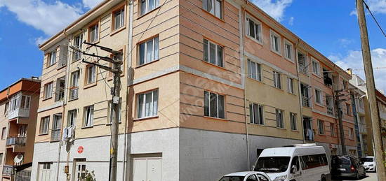 DOMİNO EMLAK' TAN GÜLTEPE' DE SATILIK 2+1 FIRSAT DAİRE