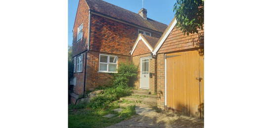 2 bed detached house for sale