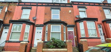 4 bed terraced house for sale