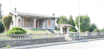 Villa in vendita in via Dante s.n.c