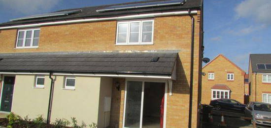 Terraced house to rent in Anglesey Way, Peterborough PE6