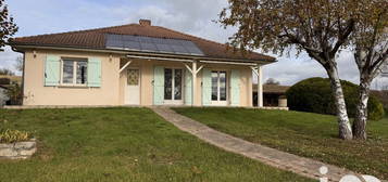 Maison traditionnelle de plain-pied  à vendre, 5 pièces, 3 chambres, 108 m²