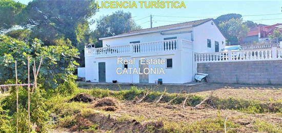 Casa o chalet independiente en venta en calle Cerdanya