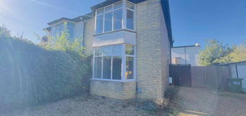 3 bedroom semi-detached house