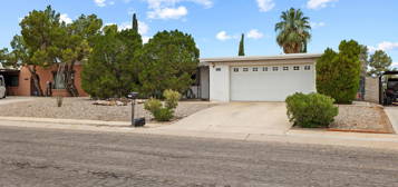 2310 S  Oak Park Dr, Tucson, AZ 85710