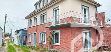 Maison 6 pièces 160 m²