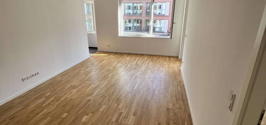 Moderne 2-Zimmer-Wohnung mit Einbauküche und Fußbodenheizung in Berlin-Mitte