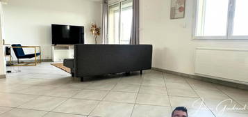 Appartement à vendre, 3 pièces, 2 chambres, 67 m²