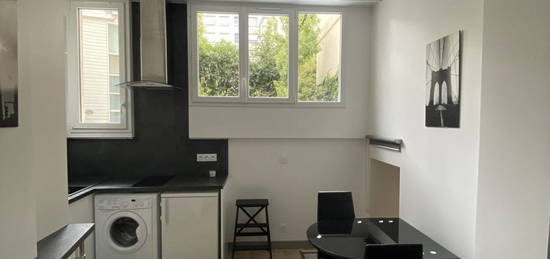 Appartement  à vendre, 2 pièces, 1 chambre, 24 m²