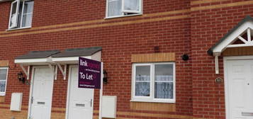 2 bed terraced house to rent