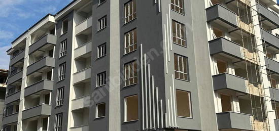 DOĞUŞ MAHALLESİ SİTE İÇİ SATILIK 3+1 ve DAİRE