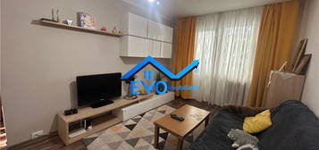 Apartament de cu 3 camere, etajul 1