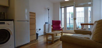 2 bed flat to rent