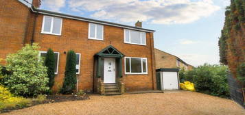 4 bedroom semi-detached house for sale