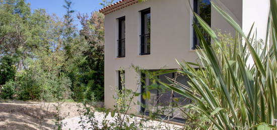 AIX-EN-PROVENCE- PUYRICARD - MAISON NEUVE - T4 - JARDIN - 72