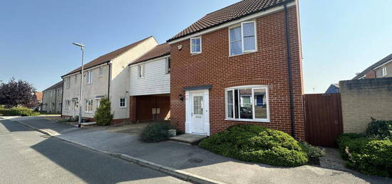 3 bedroom link detached house