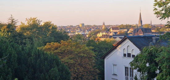 Charmante 2-Zimmer-Wohnung mit traumhaftem Blick über Wiesbaden