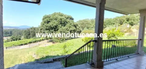 Chalet en Nogueira (Meis)