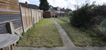 Terraced house to rent in Stamford Road, Dagenham RM9