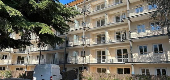 Location appartement 1 pièce 28 m²